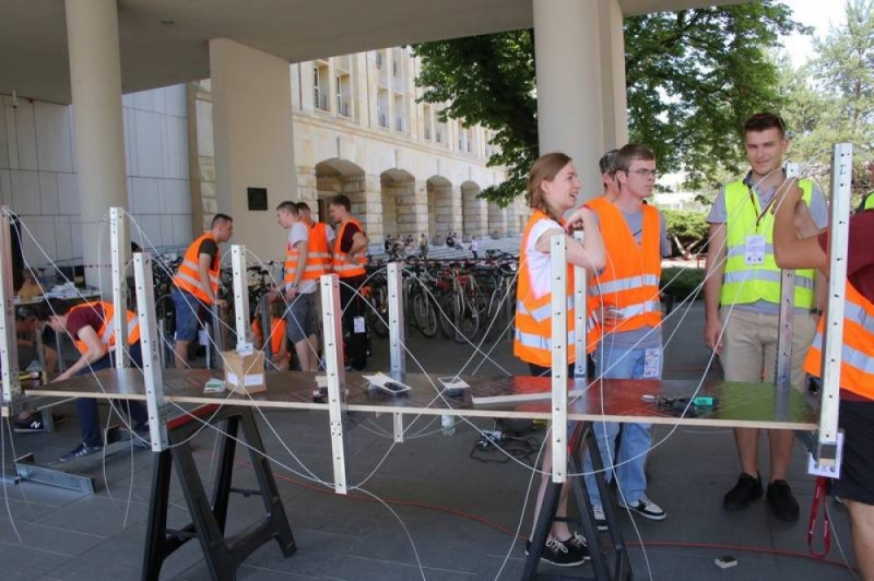 Studenci projektują, budują i testują mosty [ZDJĘCIA] - (fot. mat. Politechniki Wrocławskiej)