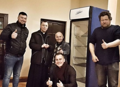 Lod&oacute;wki z jedzeniem dla potrzebujących mnożą się we Wrocławiu&nbsp;