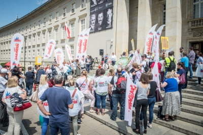 "Czara goryczy się przelała". Protest nauczycieli we Wrocławiu - 17