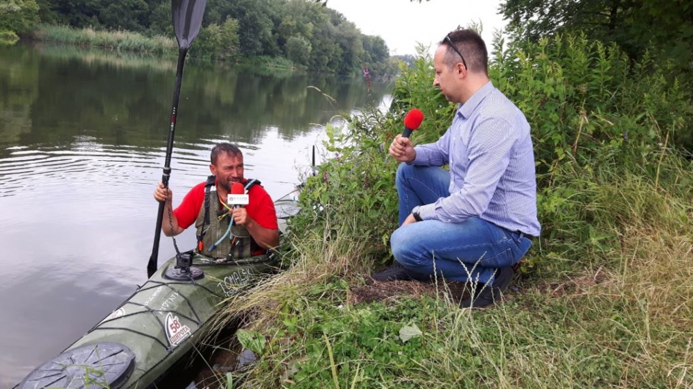 900 kilometrów pod prąd. Robert Tomalski pokonuje kajakiem Odrę - (fot. Radio Wrocław)