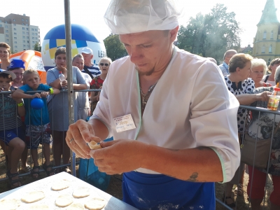 Nad Kaczawą lepią pierogi [FOTO] - 5