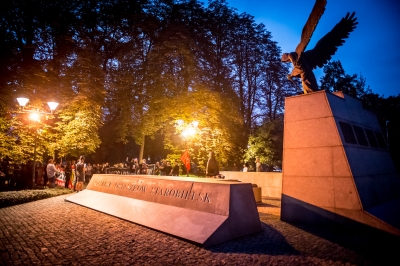 Marsz upamiętniający sowiecką agresję przeszedł przez Wrocław - 8