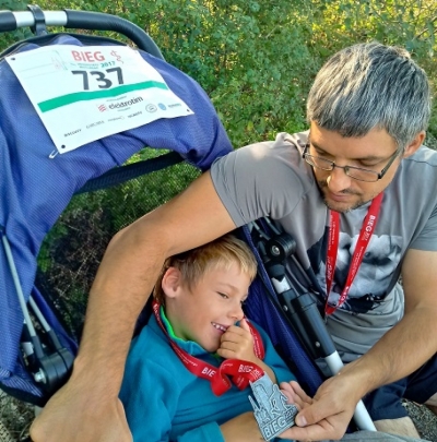 "Zdrowy weekend": Bieg dla Szymka, misje humanitarne i medyczne Caritas