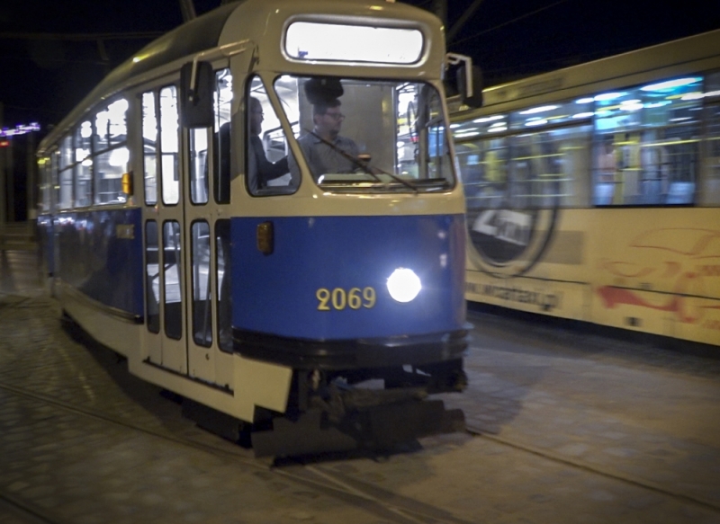 Nocne tramwaje wróciły do Wrocławia [WIDEO, ZDJĘCIA] - zdjęcia: Grzegorz Kwolek