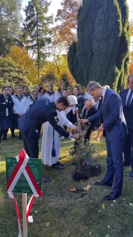 W Wałbrzychu upamiętniono postać Konstantego Skirmunta - 1