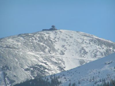 Karpacz: ruszyły pierwsze wyciągi - Śnieżka (Fot. Wikipedia / Stefan Kühn)