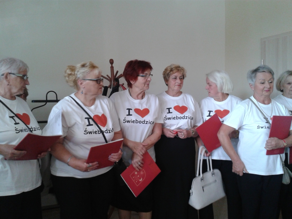 Seniorzy w Świebodzicach mają swoje miejsce - fot. Barbara Szeligowska