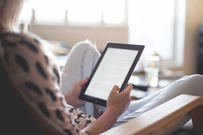 W Legnickiej szkole działa elektroniczna biblioteka - fot. pixabay (zdjęcie ilustracyjne)
