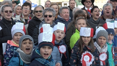ZAŚPIEWALIŚMY DLA NIEPODLEGŁEJ! [ODSZUKAJCIE SIĘ NA NASZYM FILMIE I ZDJĘCIACH. UJĘCIA Z DRONA] - 28
