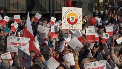 ZAŚPIEWALIŚMY DLA NIEPODLEGŁEJ! [ODSZUKAJCIE SIĘ NA NASZYM FILMIE I ZDJĘCIACH. UJĘCIA Z DRONA] - 43