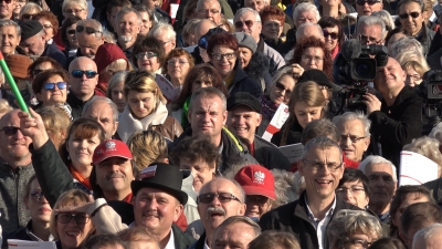 ZAŚPIEWALIŚMY DLA NIEPODLEGŁEJ! [ODSZUKAJCIE SIĘ NA NASZYM FILMIE I ZDJĘCIACH. UJĘCIA Z DRONA] - 56