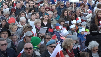 ZAŚPIEWALIŚMY DLA NIEPODLEGŁEJ! [ODSZUKAJCIE SIĘ NA NASZYM FILMIE I ZDJĘCIACH. UJĘCIA Z DRONA] - 65