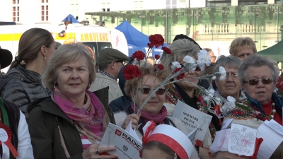 ZAŚPIEWALIŚMY DLA NIEPODLEGŁEJ! [ODSZUKAJCIE SIĘ NA NASZYM FILMIE I ZDJĘCIACH. UJĘCIA Z DRONA] - 35