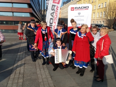 ZAŚPIEWALIŚMY DLA NIEPODLEGŁEJ! [ODSZUKAJCIE SIĘ NA NASZYM FILMIE I ZDJĘCIACH. UJĘCIA Z DRONA] - 2