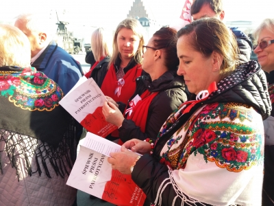 ZAŚPIEWALIŚMY DLA NIEPODLEGŁEJ! [ODSZUKAJCIE SIĘ NA NASZYM FILMIE I ZDJĘCIACH. UJĘCIA Z DRONA] - 6