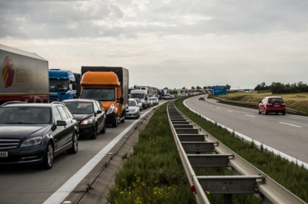 Kradzież i olbrzymie zagrożenie dla kierowców na A4 - fot. Andrzej Owczarek