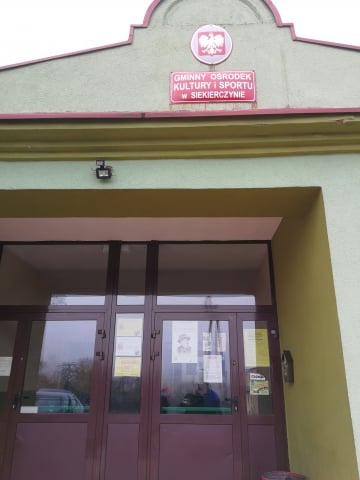 Zaręba: Dom kultury bez ogrzewania. Zajęcia odwołane, pracownicy ogrzewają się farelką - 0