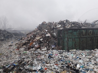 Pożar hali przy Szczecińskiej. Nielegalne składowisko działało od dwóch lat. Prokuratura umorzyła sprawę [FOTO] - 9