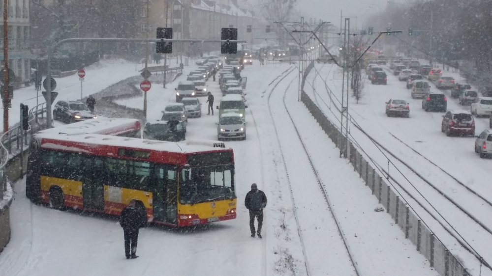 IMGW wydał ostrzeżenia przed intensywnymi opadami śniegu - (fot. Radio Wrocław)