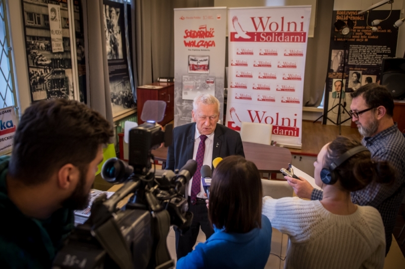 Morawiecki: Popieram żądania nauczycieli, ale brania zwolnień już nie - fot. Andrzej Owczarek