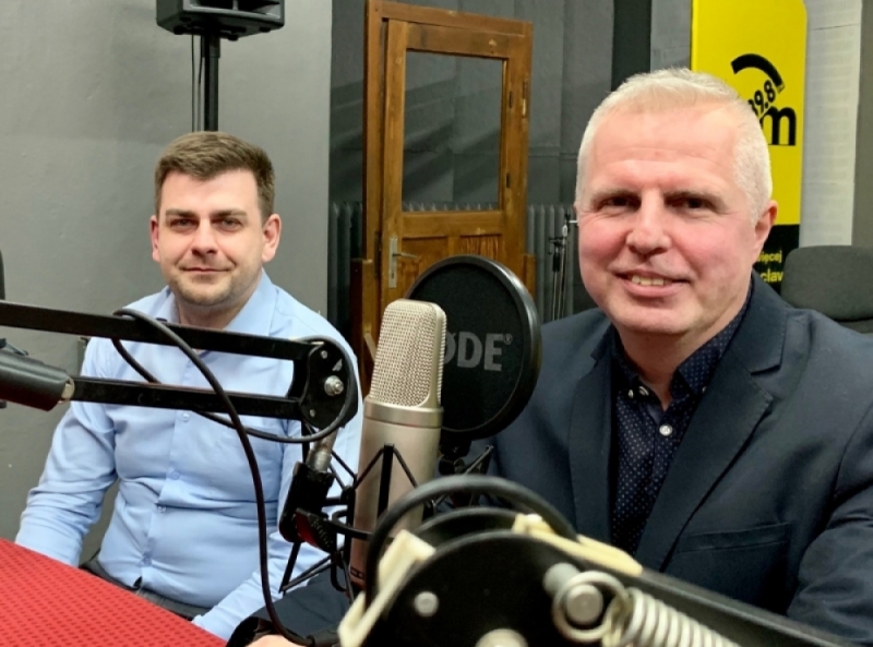 Dwie Racje: Wrocław od kilku dni tonie w smogu. Jak z nim walczyć? - (fot. Radio Wrocław)
