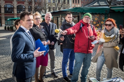 Platforma Obywatelska z apelem o rozpoczęcie przebudowy A4