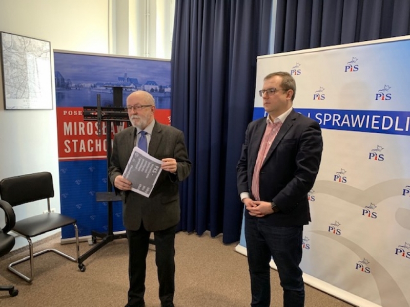 Program PiS. "Budżet stać na sobotnie obietnice Jarosława Kaczyńskiego" - (fot. Radio Wrocław)