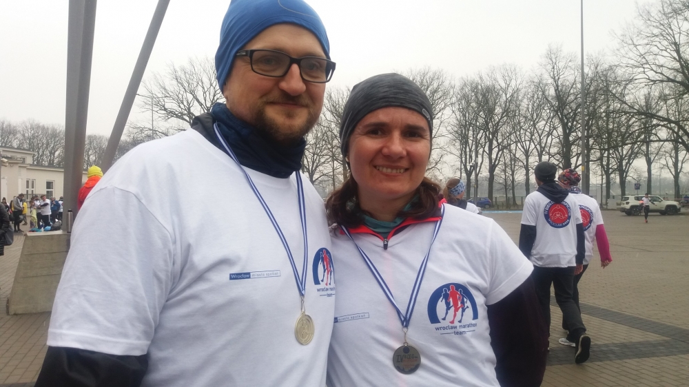Wrocław: Zimno im nie straszne. Prawie tysiąc osób wystartowało w biegu dla hospicjów - Fot. Elżbieta Osowicz