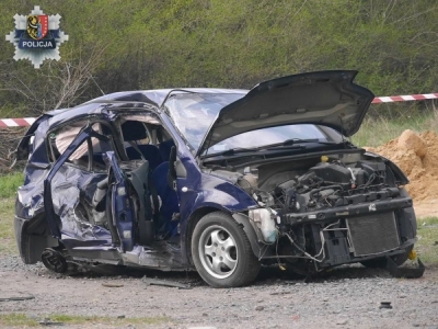Tragedia na drodze: Nie żyje 28-latka. Policja ostrzega
