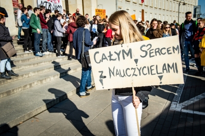 Młodzież pokazała, że wspiera nauczycieli [ZDJĘCIA] - 10