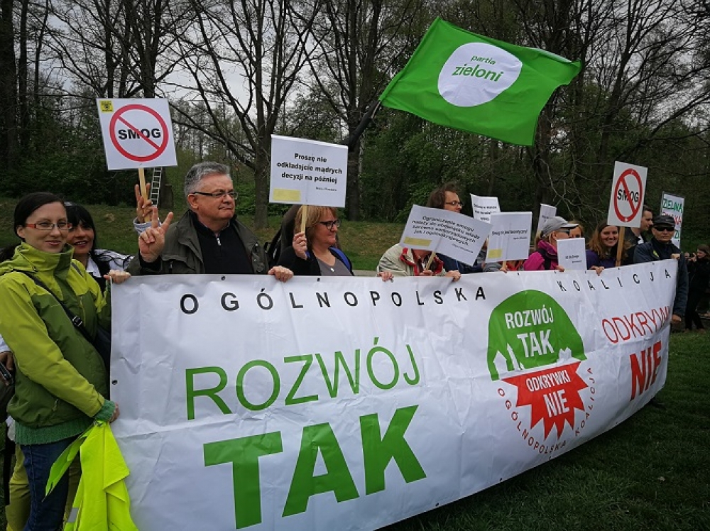 Międzynarodowy protest w sprawie rozbudowy kopalni Turów - Fot: P. Słowiński