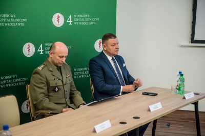 Wrocław: Służby zorganizowały ćwiczenia na wypadek użycia broni biologicznej - 19