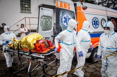 Wrocław: Służby zorganizowały ćwiczenia na wypadek użycia broni biologicznej - 2