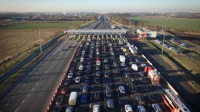 Na A4 pod Wrocławiem korki, zn&oacute;w trzeba płacić w Karwianach