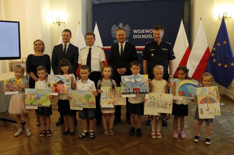 Finał konkursu "112 ratuje życie" - fot. duw.pl