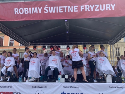 Dali głowę na placu Solnym [FOTO] - 3