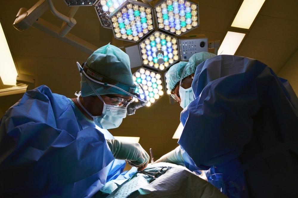 W szpitalu w Zgorzelcu bez kolejki na wszczepienie endoprotezy - Zdjęcie ilustracyjne (fot. Pixabay)