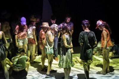 Wrocławski Teatr Lalek zaprasza: COŚ Z NICZEGO  - 2
