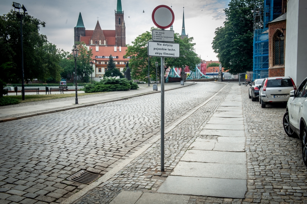 Wrocław: Kolejny etap remont bulwaru na Ostrowie Tumskim - zdjęcia: Andrzej Owczarek