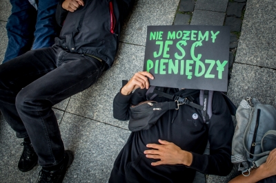 Die-In. Masowe wymieranie w centrum Wrocławia [ZDJĘCIA] - 7