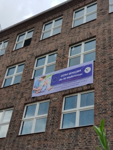 Wałbrzych: Dawna szkoła zmieni się w dom seniora - 3
