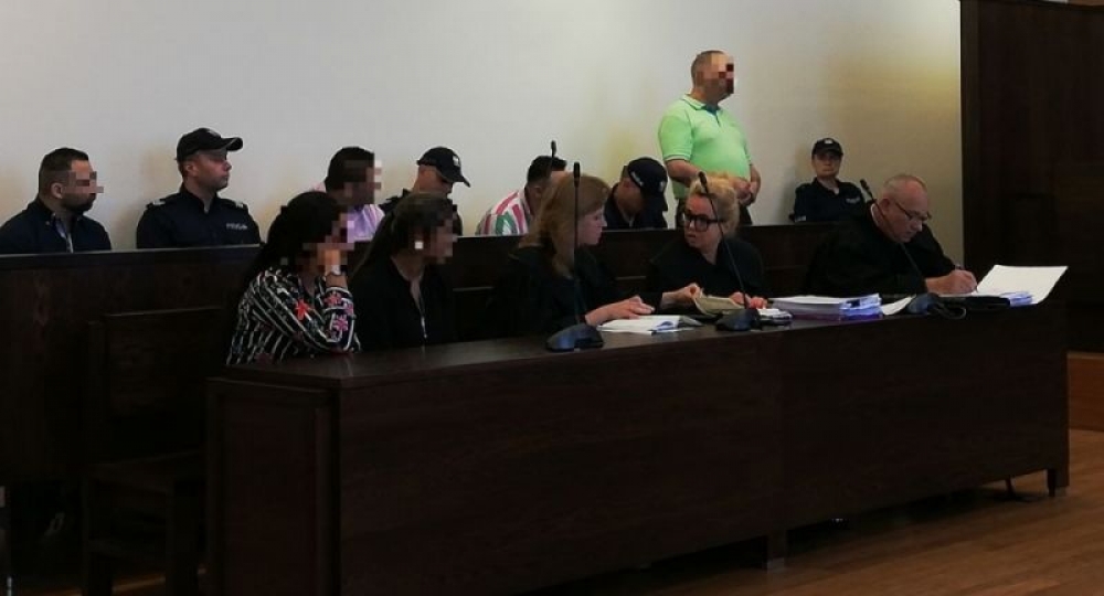 Obiecywali ludziom pracę w Anglii, na miejscu zabierali dokumenty i zarobki - fot. Beata Makowska