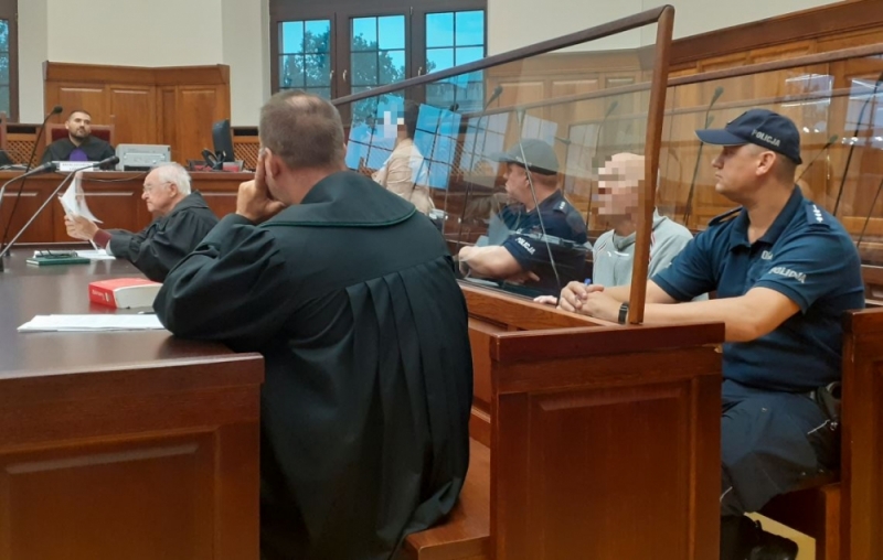 Kilkanaście ciosów nożem w głowę i klatkę piersiową. Ruszył proces ws. brutalnego mordu - fot. Beata Makowska