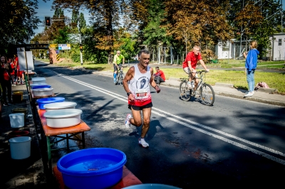 Kenijczyk Kyeva Cosmas Mutuku wygrał 37. PKO Wrocław Maraton (ZDJĘCIA) - 21