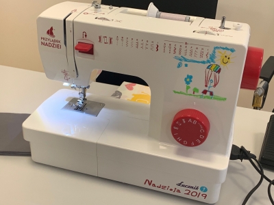Klinika Przylądek Nadziei zamieniła się w... zakład krawiecki - 1