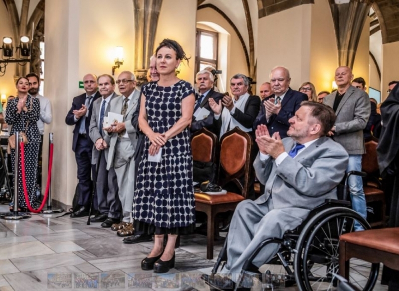 Spotkanie z Tokarczuk nie w Oratorium Marianum, a w NFM. Będą wejściówki - czerwiec 2019 r. Olga Tokarczuk zostaje Honorową Obywatelką Wrocławia