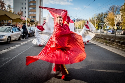 Radosna Parada Niepodległości na ulicach Wrocławia [ZDJĘCIA] - 18