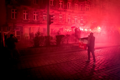 Zamieszki podczas Marszu Niepodległości we Wrocławiu. Policja użyła armatek wodnych - 0