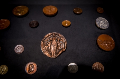 Mała rzecz, wielka historia. W Muzeum Narodowym oglądać można zabytkowe medale - 7