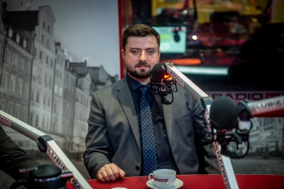 Debata Polityczna: Zarobki zarządu fundacji, wybory członków KRS, finanse samorządów - 2